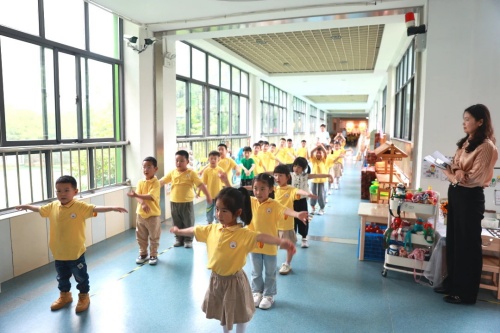 64cb612fc772456397e396a4e3318b42.jpg 64cb612fc772456397e396a4e3318b42.jpg