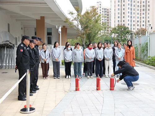 24ebfe765eaf4995a497d860584522f5.jpg 24ebfe765eaf4995a497d860584522f5.jpg