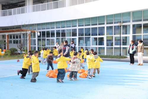 6941f13eebf8465daa73eb14982f32cc.jpg 6941f13eebf8465daa73eb14982f32cc.jpg